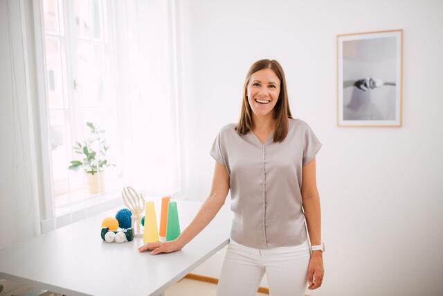 Lisa Hausegger arbeitet seit einem Jahr ausschließlich als freiberufliche Ergotherapeutin. | Foto: Tom Kozissnik