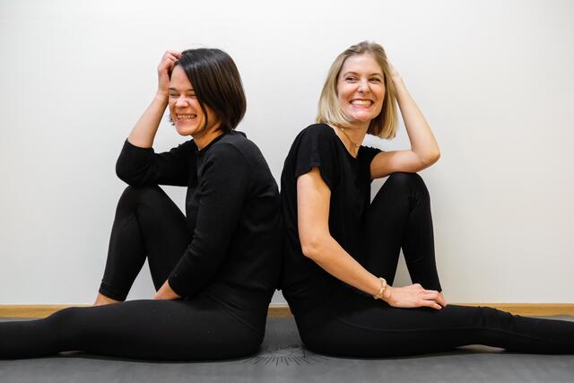 Kronismus und Kozel sind Yoginis aus Leidenschaft.  | Foto: MYND