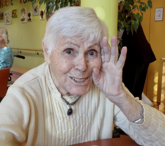 "Ich auch - hoffentlich bis bald!" sagte die Bewohnerin Frau Maria Decker