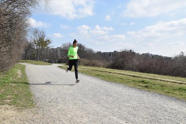 Diana Dzavidza startet schon um 5 Uhr Früh mit einem Lauftraining. | Foto: Karl Pufler
