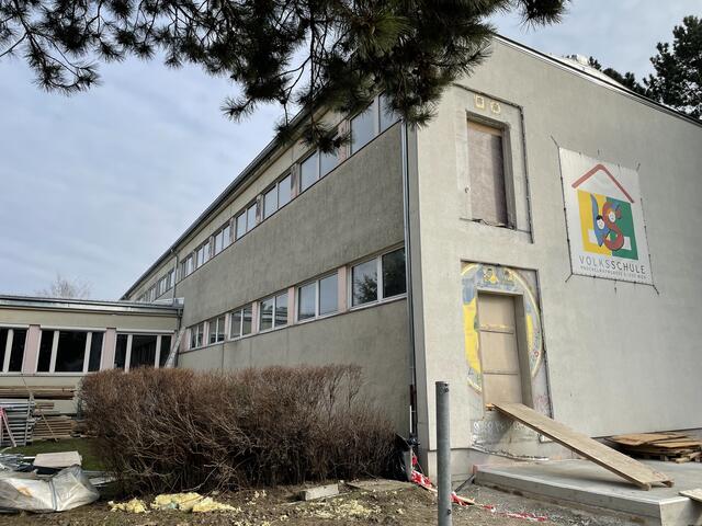 So schaut es derzeit bei der Baustelle in der Prückelmayrgasse 6 aus.  | Foto: Lisa Kammann