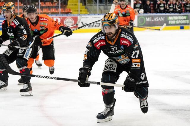 Zwei Tore von Shawn St-Amant waren nicht genug. | Foto: BWL/Eisenbauer 