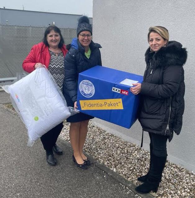 Geschäftsführerin Gabriele Oberlinninger, Präsidentin Ruth Hutterer und Alin Demir. (v. l. ) | Foto: privat/Ulli Steinmaßl