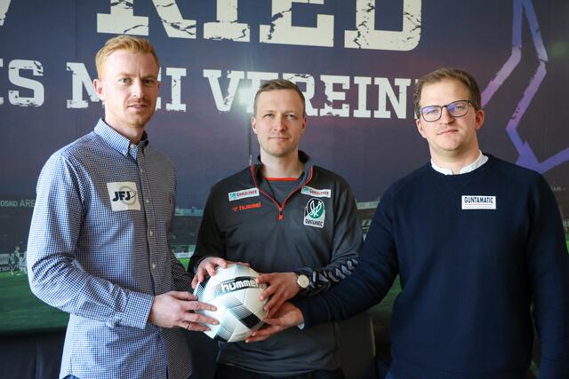 SVR-Sportdirektor Thomas Reifeltshammer, SVR-Cheftrainer Maximilian Senft und SVR-Sportvorstand Wolfgang Fiala. | Foto: SVR/Schröckelsberger