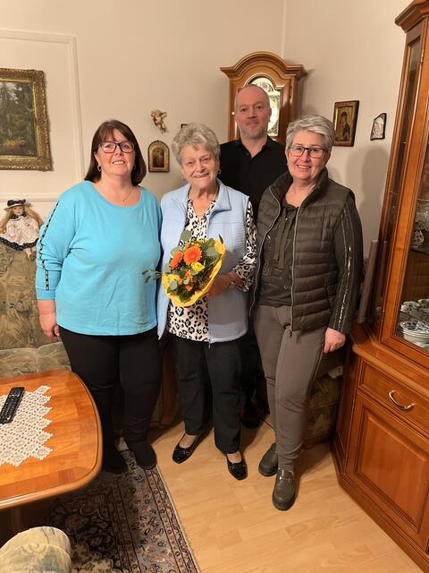 GR Klaudia Klaczynski, Ingeborg Zistler, Vizebürgermeister Gerhard Hödl,
Bürgermeisterin Ulrike Kitzinger | Foto: Sigleß