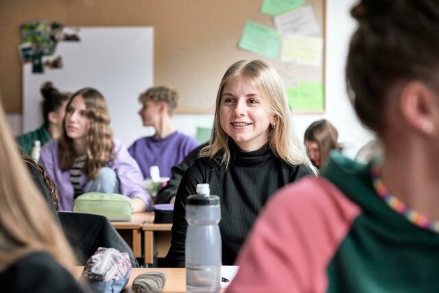 Der positive Abschluss der 8. Schulstufe ist Voraussetzung – Anmeldungen für den Schulstart 2023 sind bis 30. März möglich.  | Foto: Krankenhaus St. Vinzenz Zams/ Christoph Nösig 