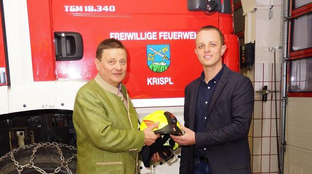 Kommandoübergabe von Alois Ernst an Manfred Ziller bei der Freiwilligen Feuerwehr Krispl.
