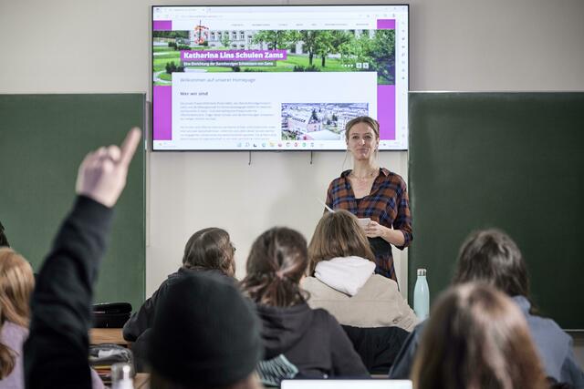 Die neue fünfjährige Schulform öffnet direkt nach der 8. Schulstufe den Weg in den vielseitigen Bereich der Pflege und Sozialbetreuung mit Matura. | Foto: Krankenhaus St. Vinzenz Zams/ Christoph Nösig 