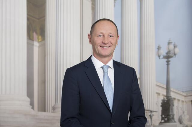 Der Grazer Nationalratsabgeordnete Axel Kassegger soll beim Parteitag am heutigen Freitag zum FPÖ-Stadtparteiobmann gewählt werden. | Foto: FPÖ