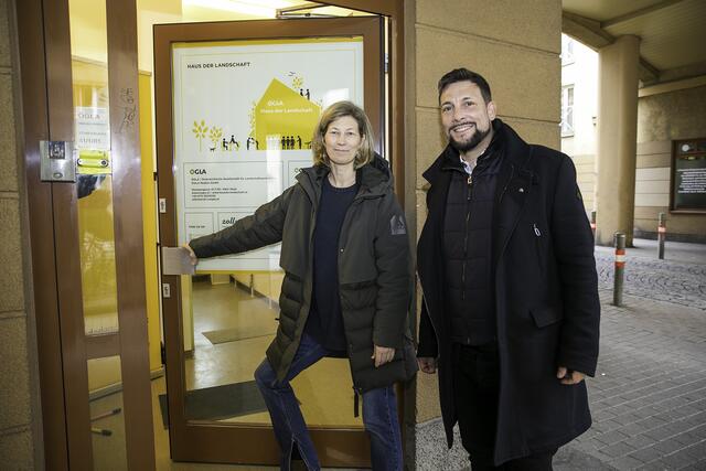 Stephanie Drlik mit Bezirkschef Markus Rumelhart. 
 | Foto: BV6