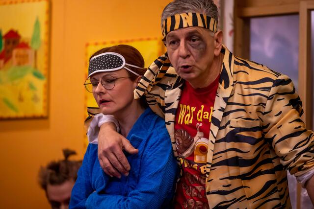 Betina Zerzer mit Werner Zojer gezeichnet vom Polterabend