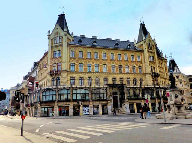 Das Wahrzeichen von Margareten: Der Margaretner Hof.  | Foto: Christa Posch