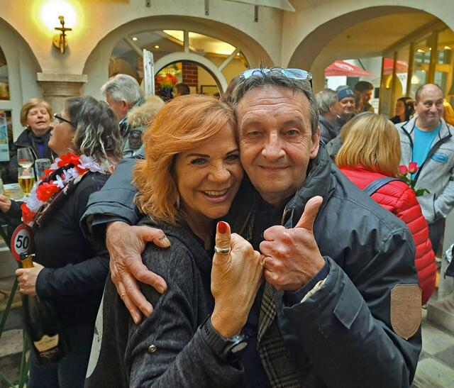 Gaby mit Fotograf iR Albert Schiffner.