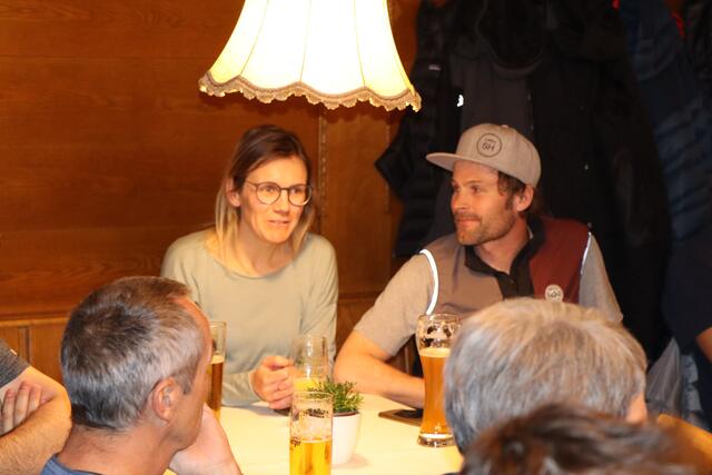 Erfolgreichen ersten Sommer auf der Steinseehütte: Die Pächter  Manuela Kneringer und Christoph Schimpfössl. | Foto: Othmar Kolp