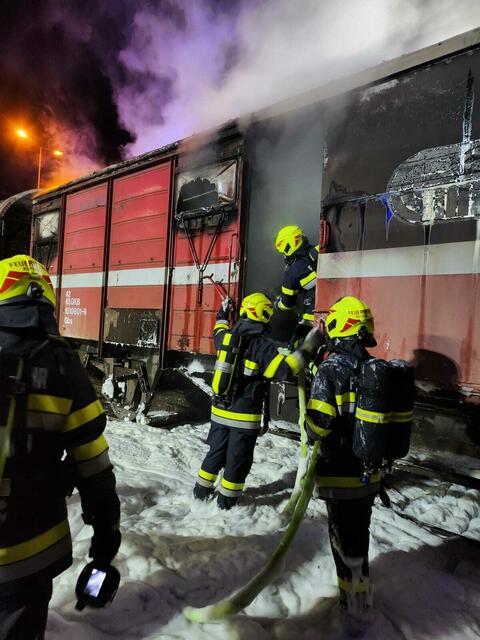 Der Sachschaden ist enorm, 65 Feuerwehrleute standen im Einsatz. | Foto: FF Köflach