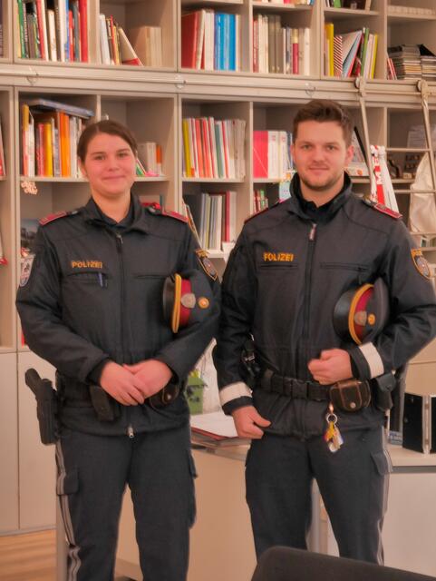 Revierinspektorin Wannebauer und Revierinspektor Apfl übernehmen die Agenden von Revierinspektorin Gaderer und Gruppeninspektor Weiglhofer | Foto: BV 12/Schinagl