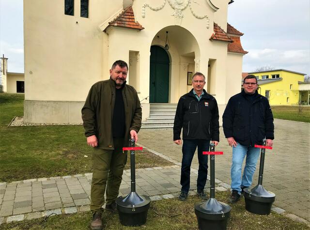 KVV-Vorstandmitglied und Umweltgemeinderat Josef Kohzina, KVV-Obmann Heinrich Traindl und KVV-Obmann Stellvertreter Markus Schwab. | Foto: KVV Bullendorf