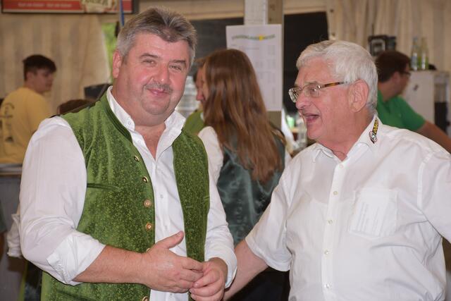 Wolfgang Rosenthaler mit Karl Grufeneder.  | Foto: Robert Zinterhof