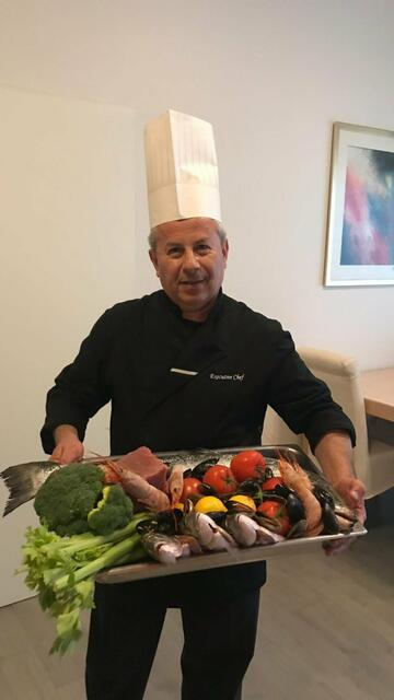Chef Antonio hat sich in die Region verliebt und möchte die Leute weiter kulinarisch verwöhnen. | Foto: zVg
