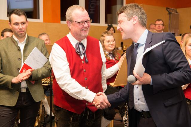 Emotionale Verabschiedung von Kapellmeister Franz Wachlmayr. | Foto: Musikverein Hofkirchen an der Trattnach