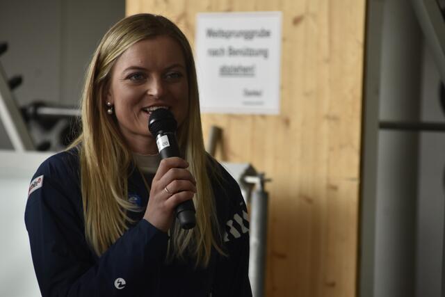 Silberne Medaille für Sarah Dreier: "Es war für mich eine tolle Saison. Das WM Silber im spanischen Boi Taüll war für mich ein besonderes Ereignis", meint die Sportlerin die als Skibergsteigerin ihre bisher beste Saison erleben durfte. | Foto: Thomas Fuchs