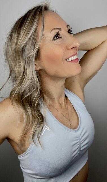 Daniela Dworzak macht ihre Hörerinnen "Fit mit 40". | Foto: Dworzak