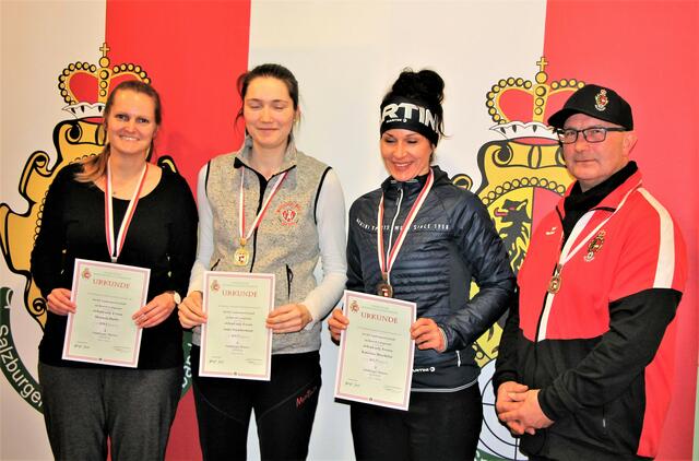 Manuela Hutter, Anna Schachermaier, Katarina Mayrhofer und Franz-P. Essl.