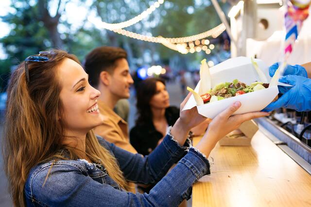 Direkt am Marktplatz von Asten macht das European Street Food Festival Station, natürlich bei freiem Eintritt. | Foto: European Street Food Festival