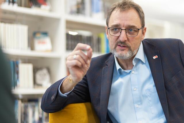 Es braucht für Frauen Verbesserungen sowohl im Arbeits- also auch Privatleben “, fordert AK-Präsident Gerhard Michalitsch.  | Foto: AK Burgenland