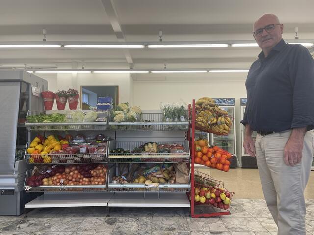 Christoph Wiesner, Obmann des Rieder Sozialvereins, ist stellvertretend für die Helferinnen und Helfer des Gschäftls in Ried für den Ehrenamtspreis "Florian" nominiert. | Foto: BRS/Wagnermaier