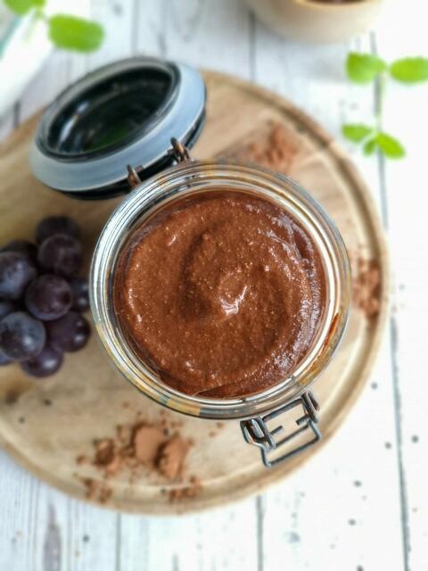 Selbstgemachte Schoko-Haselnuss-Creme | Foto: Michaela Mayr