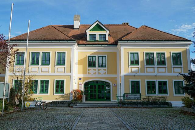 Rund 183.000 Euro wurden für die Fassadensanierung des Amtshauses investiert. | Foto: Stadtgemeinde Klosterneuburg