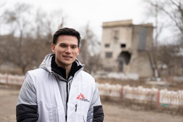 Daniel Uy war drei Monate für Ärzte ohne Grenzen in der Ukraine. | Foto: Laurel Chor/Ärzte ohne Grenzen