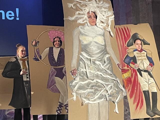 "This is me": Jeder Mensch ist einzigartig und darf das auch zeigen. Ein starkes Statement der 4AHLW für Diversität und Vielfalt. | Foto: sg