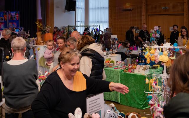 Viele Besucher beim Ostermarkt | Foto: Christian Nowotny