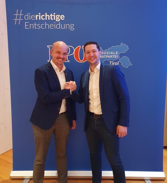 Vinzenz Schedle (links) wurde in Forchach zum Nachfolger von Fabian Walch gewählt. | Foto: FPÖ
