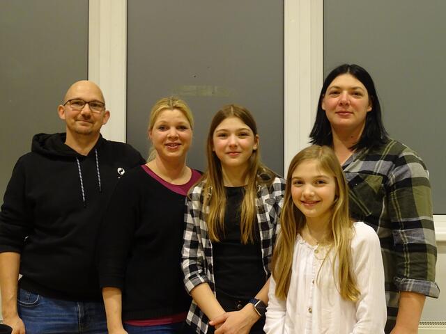 Manuel Reickersdorfer, Andrea Schenkermayr und Diana, Linda und Margit Badhofer | Foto: Simon Glösl