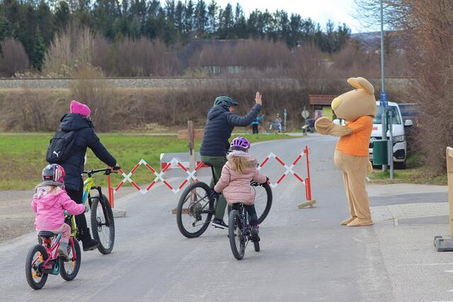 Hier findet ihr alle Bilder vom Familienradeln in Rohrbach. | Foto: Alejandra Ortiz