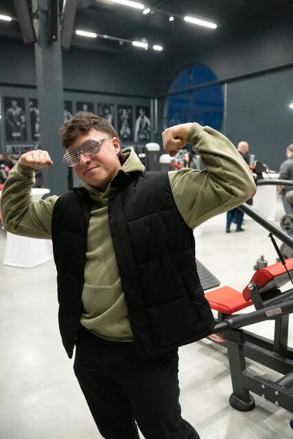 "Mullet daddy" Thomas Machtinger konnte die Eröffnung des neuen Fitnessstudios nicht mehr erwarten.