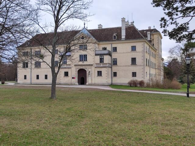 im alten Schloss ist ein Filmarchiv und Kinomuseum untergebracht | Foto: I.Wozonig