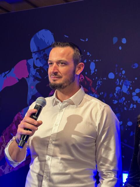 Dominik Paris zu Gast bei Kitz Legend's Night. | Foto: Schilling