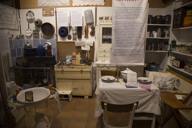 Eine original-Küche aus den 1930er Jahren wurde im Bezirksmuseum Favoriten aufgebaut. | Foto: Michael Ellenbogen