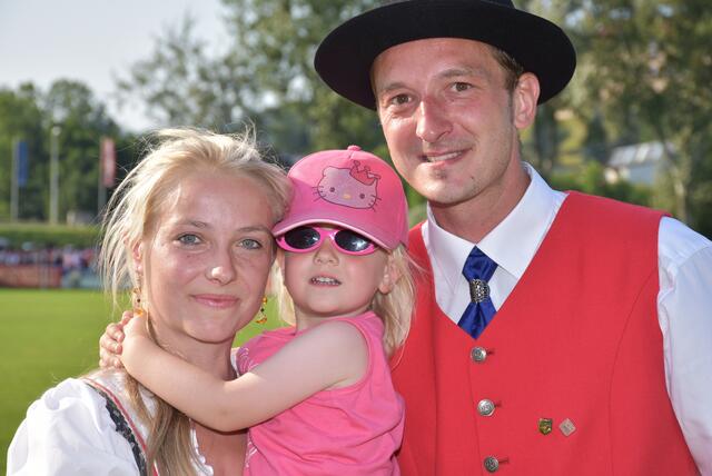 Kathrin Grillenberger, Thomas Radinger mit der kleinen Lena.