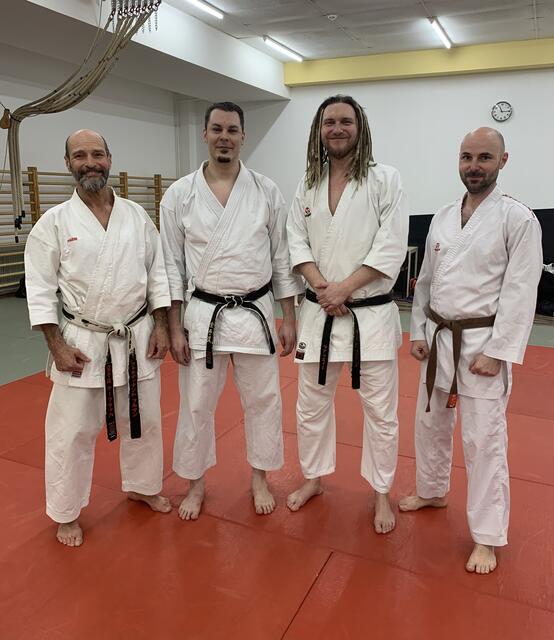 Markus Schantl mit den drei Köflacher Workshop-Teilnehmern in Graz | Foto: Hörmann