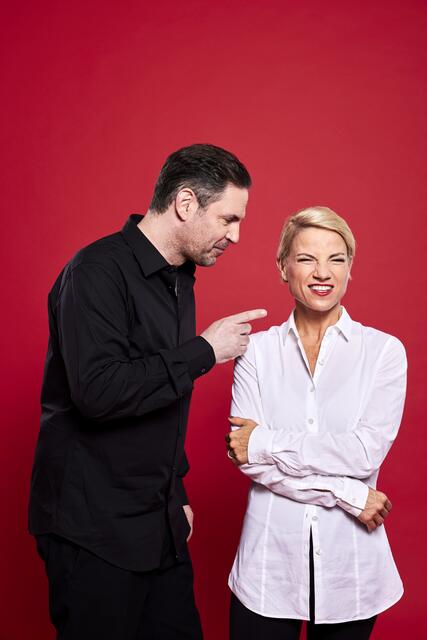 Kristina Sprenger und Manuel Witting im Ehekrimi "Kleine Eheverbrechen" in Berndorf. | Foto: www.stefanjoham.com