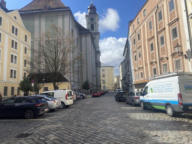 Ab 17. April wird die Domgasse zur Begegnungszone mit vergrößerten Gastgärten und Aufenthaltszonen für die Besucherinnen und Besucher. | Foto: BRS/Gschwandtner