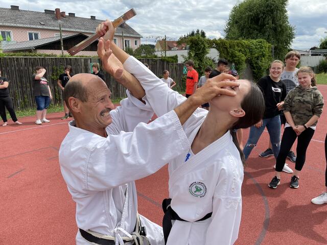 Karate-Trainer Ferdinand Hörmann bei einer Vorführung in Köflach | Foto: Hörmann