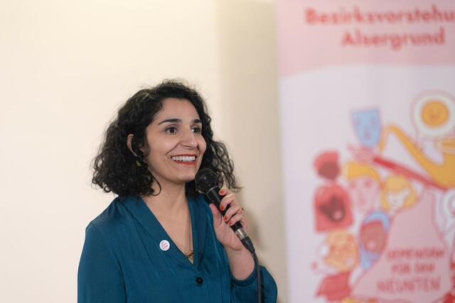 Bezirksvorstehrin Saya Ahmad (SPÖ) steht voll hinter dem Projekt "Marktgasse".  | Foto: BV 9