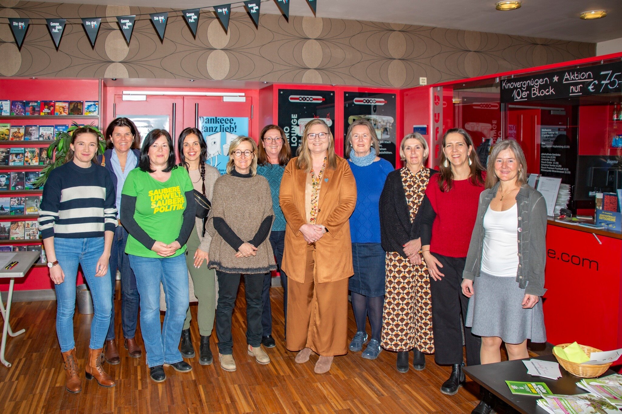 Im Kino Lenzing: Frauenfilmabend der Grünen Bezirk Vöcklabruck ...