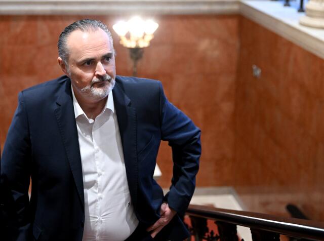 Unklar ist weiterhin, wer sich im angekündigten Team um Hans-Peter Doskozil befindet. Häufig genannte Namen innerhalb der SPÖ sind der frührere Bundesgeschäftsführer Max Lercher, doch auch die derzeitige Umweltsprecherin Julia Herr. | Foto:  ROLAND SCHLAGER / APA / picturedesk.com